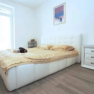  Apartment Zane
