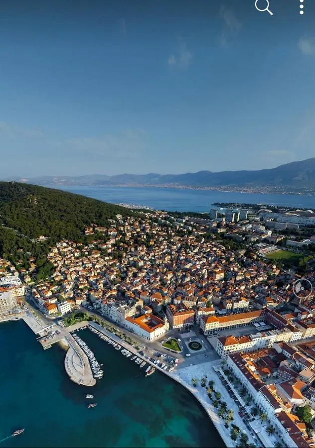 Frana Apartment Split