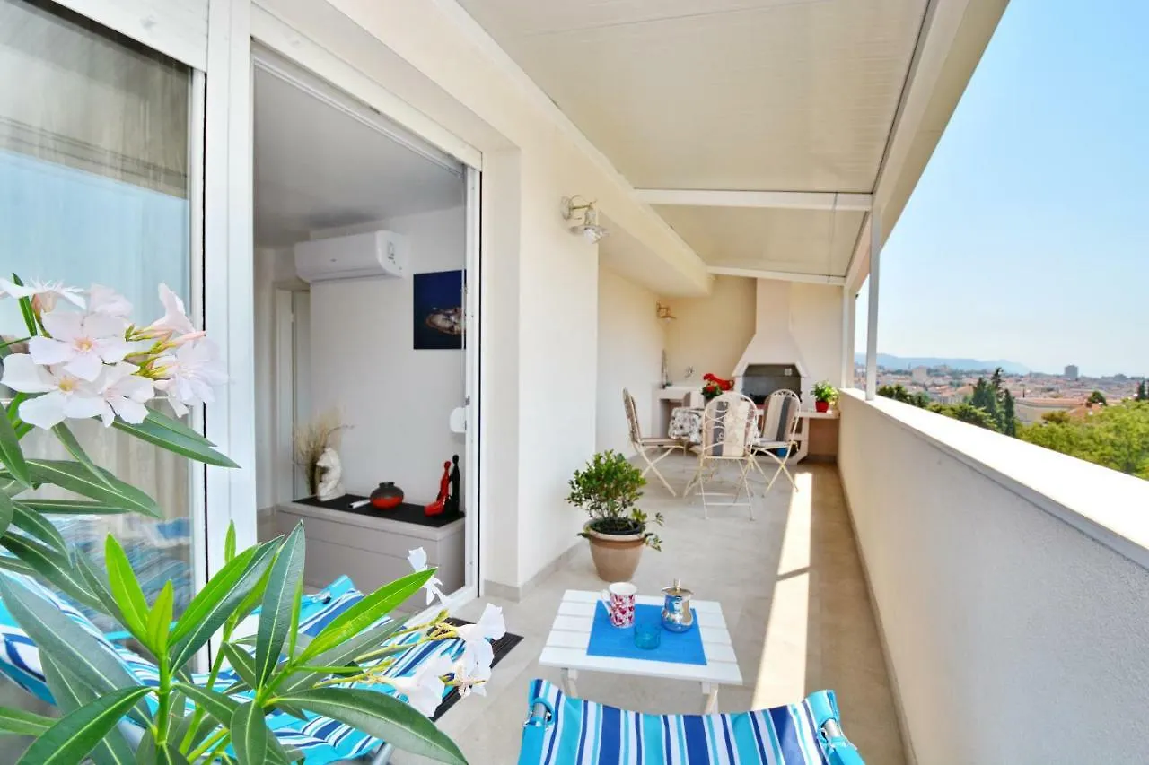 Frana Apartment Split